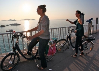  Tour por la ciudad y el mar en bicicleta eléctrica 